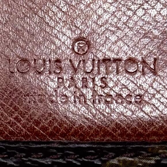 Louis Vuitton Monogram Wallet - Picture 12 of 12